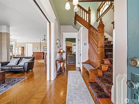 4th image of 3320 N Union Avenue