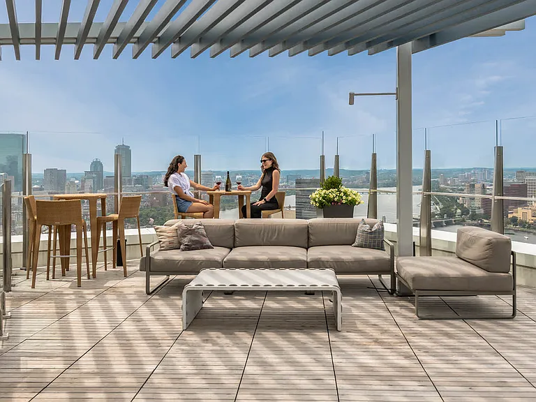 Rooftop Lounge