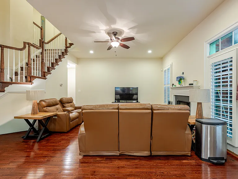 8500 Wedderburn Station Dr — Photo 31