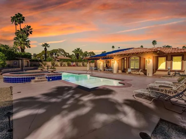 696 E Vereda Sur, Palm Springs, CA 92262