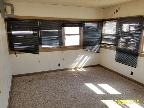 4th image of 523 N Blaine St
