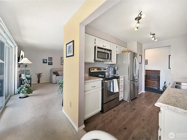 3330 Narrows View Ln NE — Photo 9