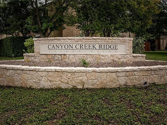 2nd image of 2628 Custer Pkwy APT D