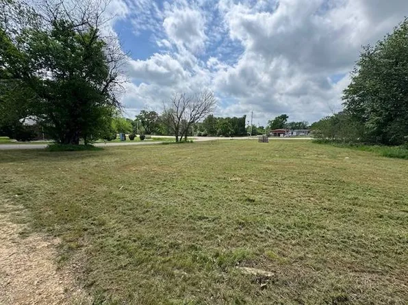 Valliant Avenue Highway 70, Millerton, OK 74750