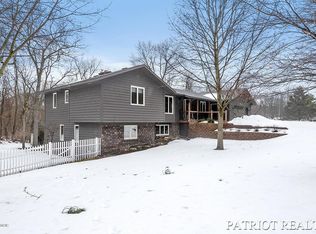 7437 30th St SE, Ada, MI 49301