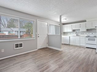 9137 SE Clackamas Rd, Clackamas, OR 97015