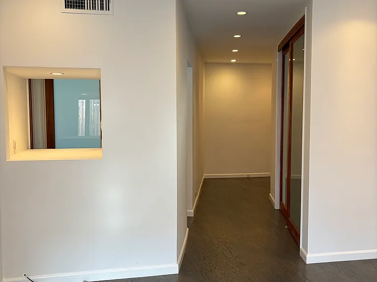 1400 N Hayworth Ave #11 — Photo 18
