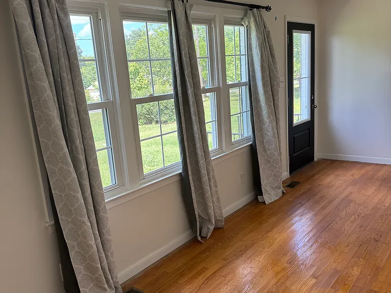 8309 Prince Edward Rd — Photo 3
