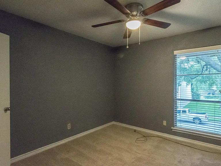 317 Valley Park Dr — Photo 22