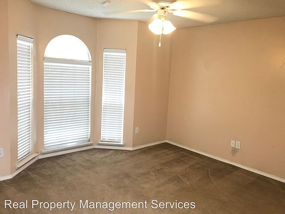 5th image of 541 N Kirby Ave