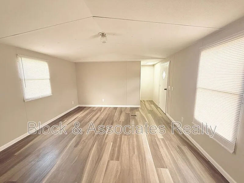 2 bed, 2.0 bath, $875 — Photo 4