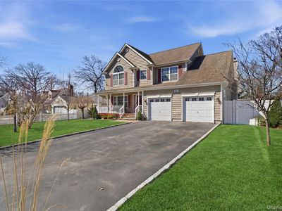 58 McGaw Avenue, Lake Grove, NY, 11755