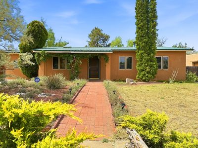 2542 Camino Cabestro, Santa Fe, NM, 87505