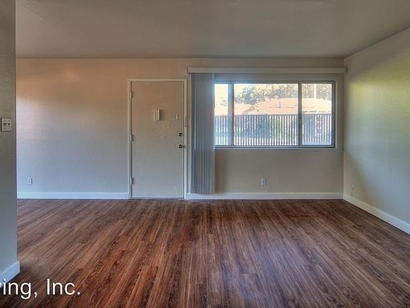 3rd image of 1336 Adobe Dr APT 02