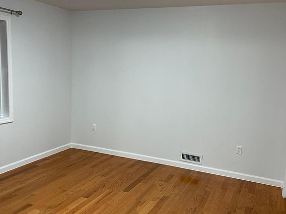 4th image of 73 Manila Ave #2