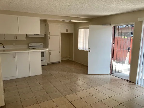 52nd Street Apartments, 1200-1260 E 52nd St #1210-04, Long Beach, CA 90805
