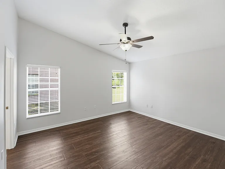 2368 Sweetwater Blvd — Photo 17