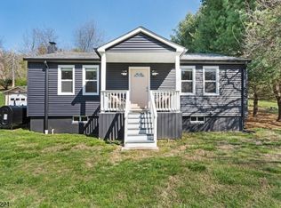 38 Cregar Rd, High Bridge, NJ 08829