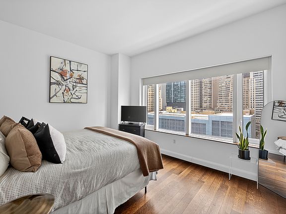 5th image of 70 Little West St APT 11N