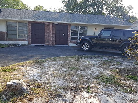 2nd image of 9166 SE Parkway Dr