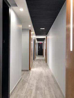 Rented by R New York | media 9