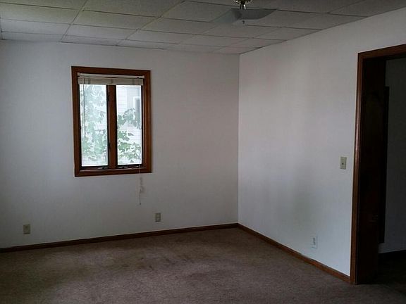 4th image of 117 N 4th Ave