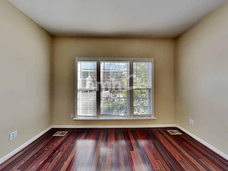 8701 Poteat Dr — Photo 5