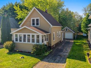 925 Monroe St, Oshkosh, WI 54901