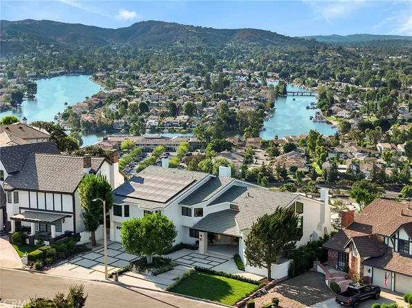 32075 Canterhill Pl, Westlake Village, CA 91361