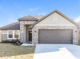 10404 Talus Dr, Fort Worth, TX 76131