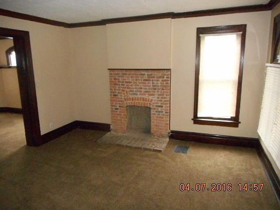 3rd image of 483 Linwood Ave