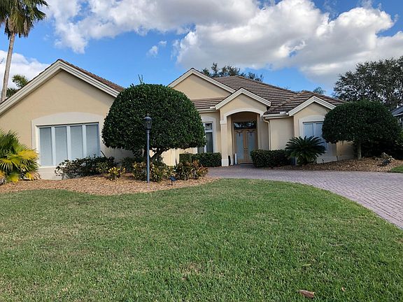 Executive Home for rent monthly - turnkey furnished.