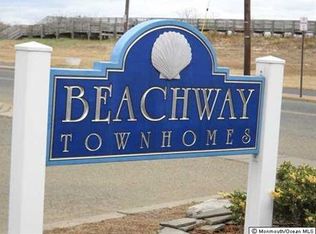 9 Beachway Ave, Keansburg, NJ 07734