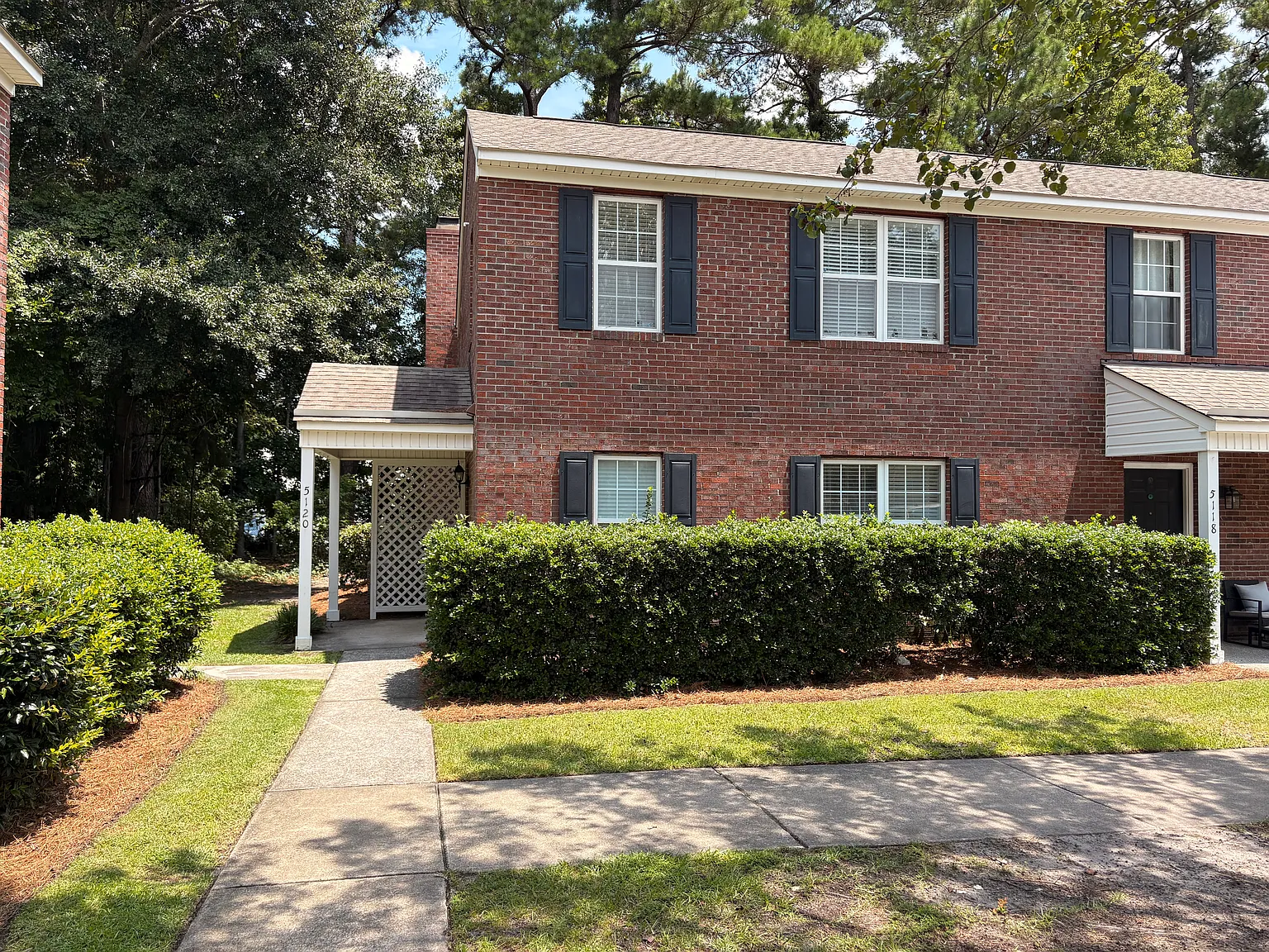 3 bed, 1386 sqft, $1,850 — Photo 1