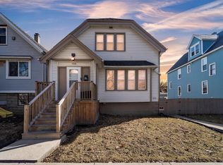 1938 S 28th St, Milwaukee, WI 53215