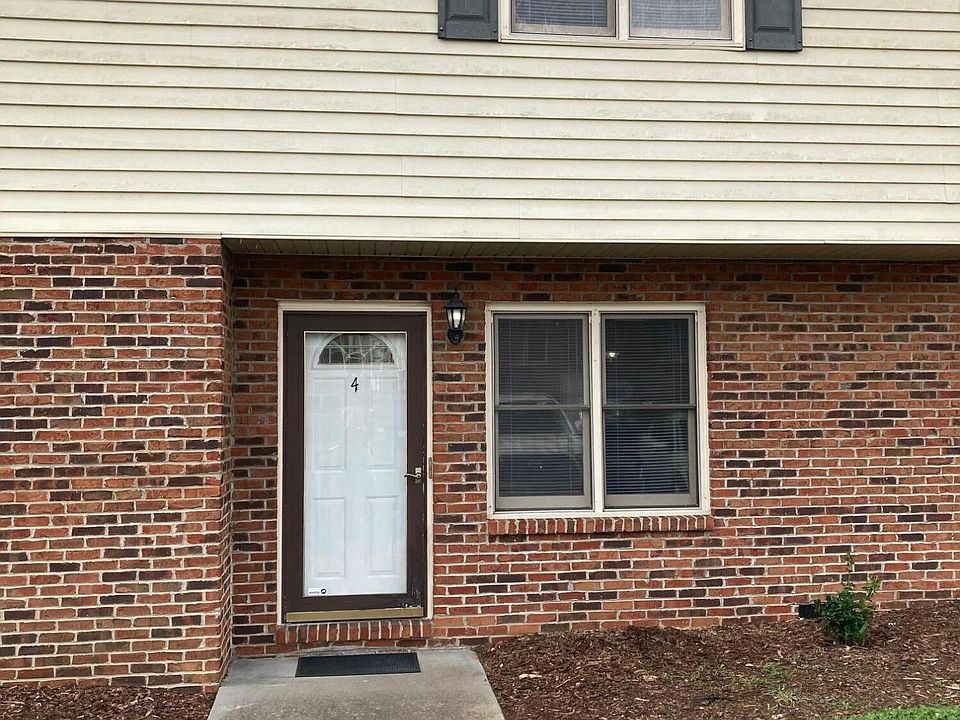 1st image of 1800 Seminole Dr APT 4