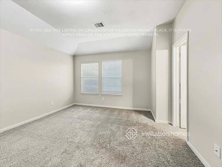 1010 Doubletree Glen Dr — Photo 11