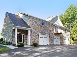 404 Cedar Hill Dr, Harpers Ferry, WV 25425