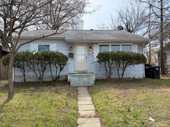 1218 Thornton St, Fredericksburg, VA 22401