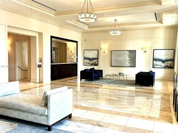 1300 Ponce De Leon Blvd APT 802, Coral Gables, FL 33134