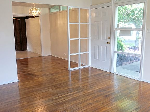 5th image of 718 Pickwell Dr