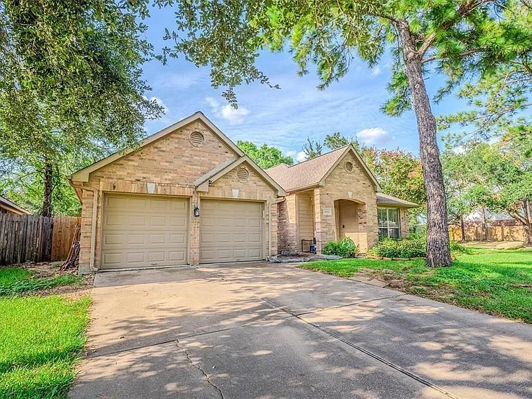 19402 Bear Meadow Ln — Photo 2