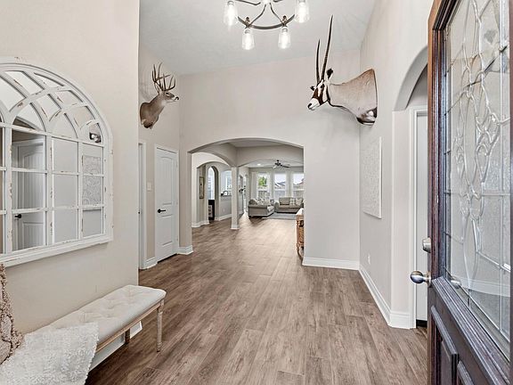 4th image of 3426 Tulip Trace Dr