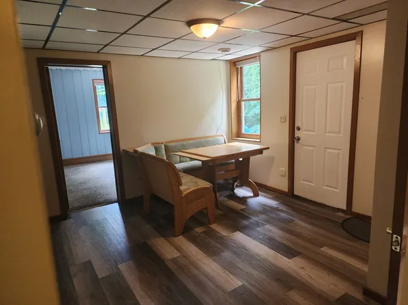 256 Michigan St APT C, Elgin, IL 60120