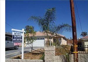 2nd image of 1070 Navajo Rd