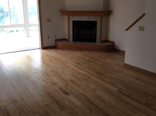 4125 Wood Hills Dr, Erie, PA 16510
