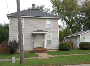 11820 Prairie Ave, Hebron, IL