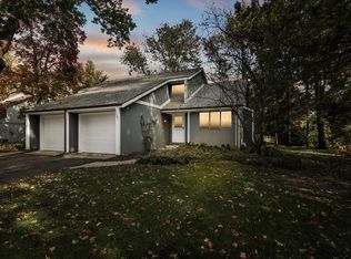 2407 Strathmore St, Kalamazoo, MI 49009