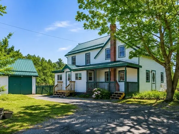 718 Jones Falls Rd, Rideau Lakes, ON K0G 1E0