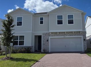 2001 Heart Lake Dr, Groveland, FL 34736